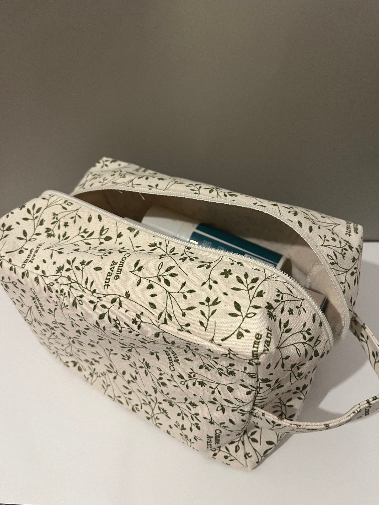Trousse de Toilette Fleurie en coton bio - Flora & Sens